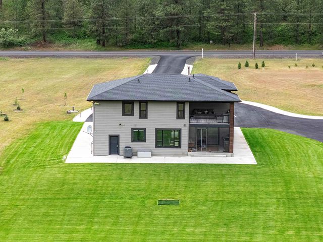 16215 W Coulee Hite Rd, Spokane, WA 99224