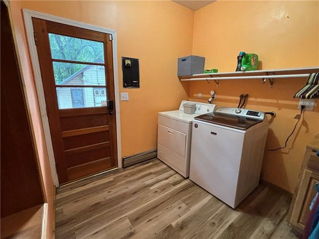 106 S Park Avenue, Independence, MO 64050