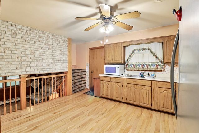8136 Odell Avenue, Bridgeview, IL 60455