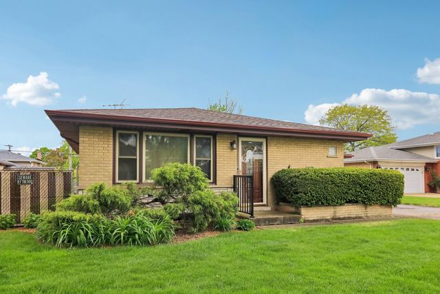 8136 Odell Avenue, Bridgeview, IL 60455
