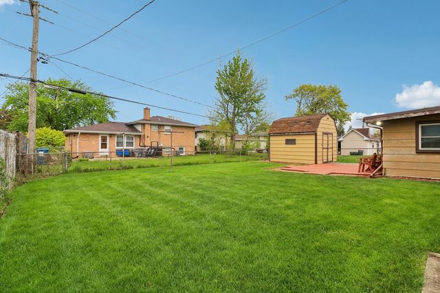 8136 Odell Avenue, Bridgeview, IL 60455