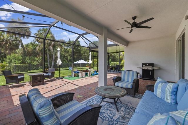6205 Arcadia Square, Vero Beach, FL 32966