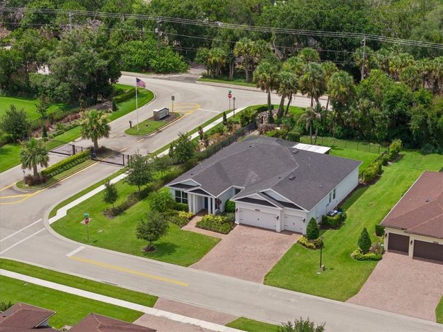 6205 Arcadia Square, Vero Beach, FL 32966