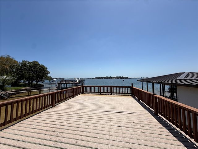 196 Scenic Drive, Mabank, TX 75156