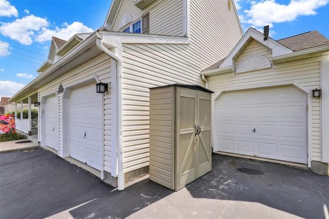 347 ROSECLIFF Drive, Amity Twp, PA 19518