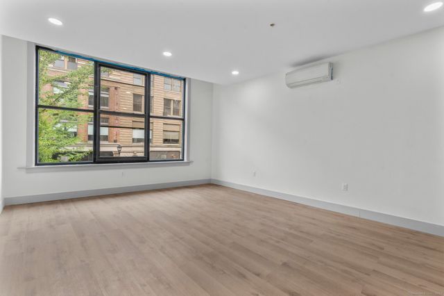 111 Bank Street 2B, Waterbury, CT 06702