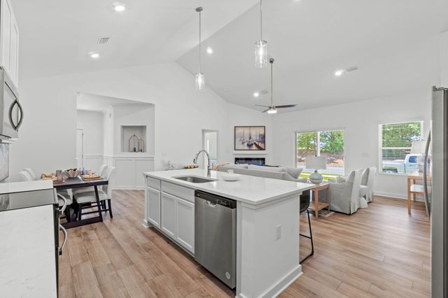 165 Sweetclover Street, Freeport, FL 32439