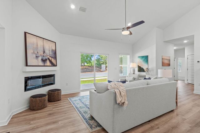 165 Sweetclover Street, Freeport, FL 32439