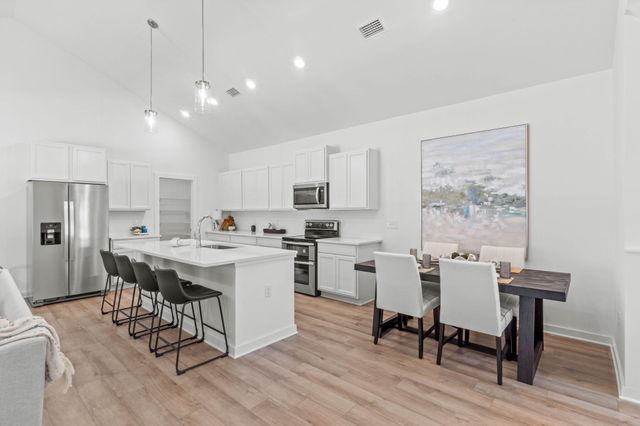 165 Sweetclover Street, Freeport, FL 32439