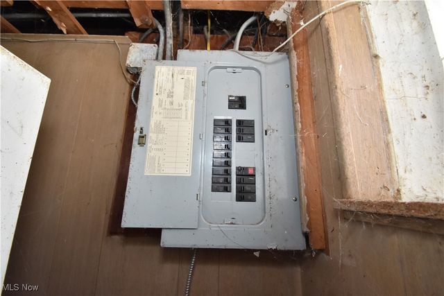 4350 East Boulevard, Garfield Heights, OH 44105