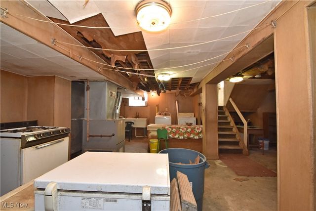 4350 East Boulevard, Garfield Heights, OH 44105