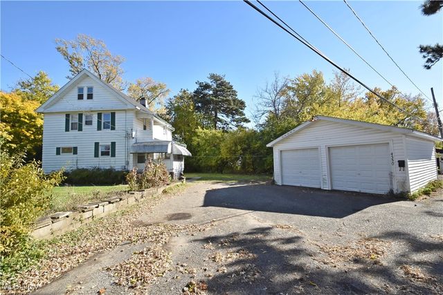 4350 East Boulevard, Garfield Heights, OH 44105
