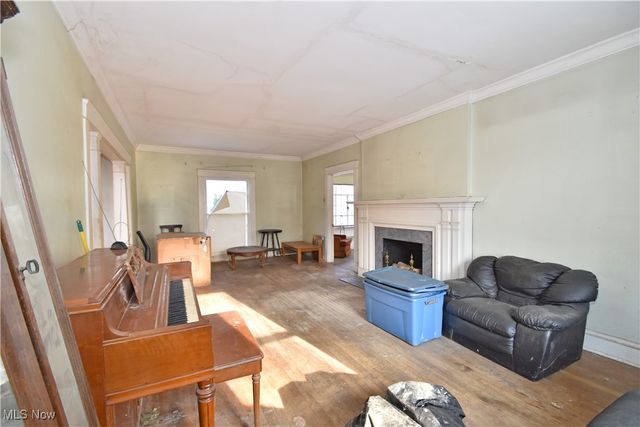 4350 East Boulevard, Garfield Heights, OH 44105