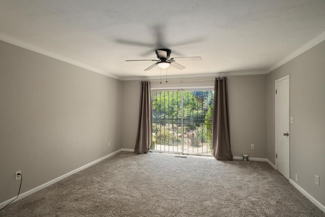 1737 W Roberts Avenue, Fresno, CA 93711