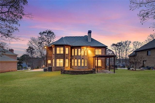 820 Cramac Drive, Lawrenceville, GA 30046