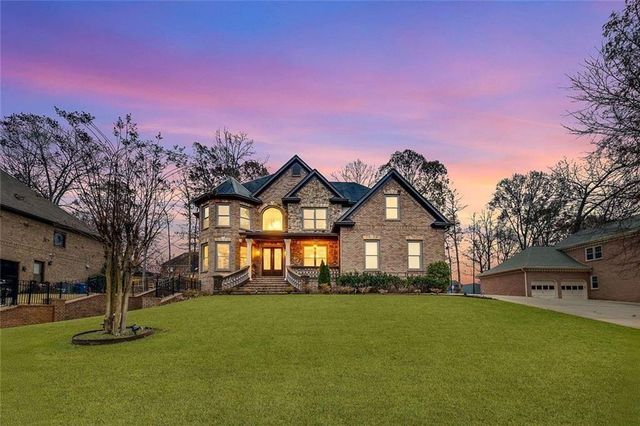 820 Cramac Drive, Lawrenceville, GA 30046