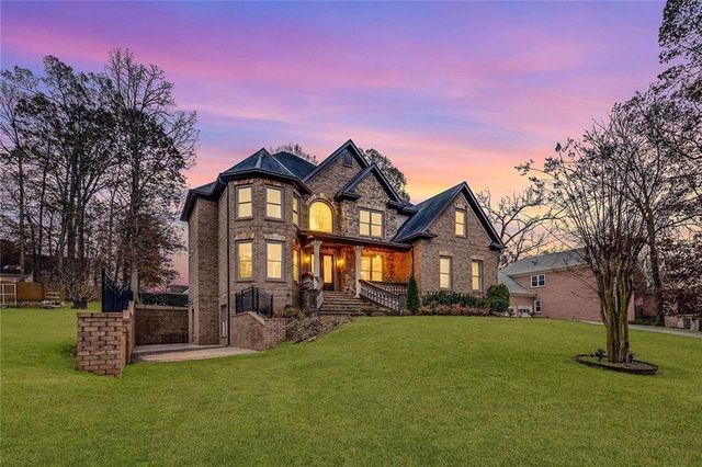 820 Cramac Drive, Lawrenceville, GA 30046