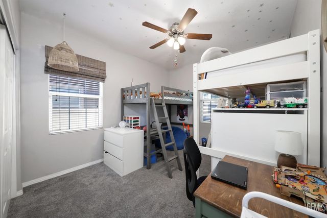 5604 Segovia Way, Bakersfield, CA 93306