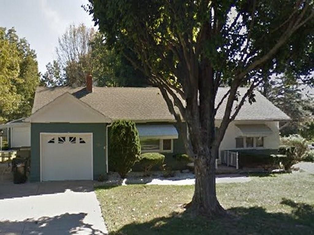 520 S Russell Street, Odessa, MO 64076