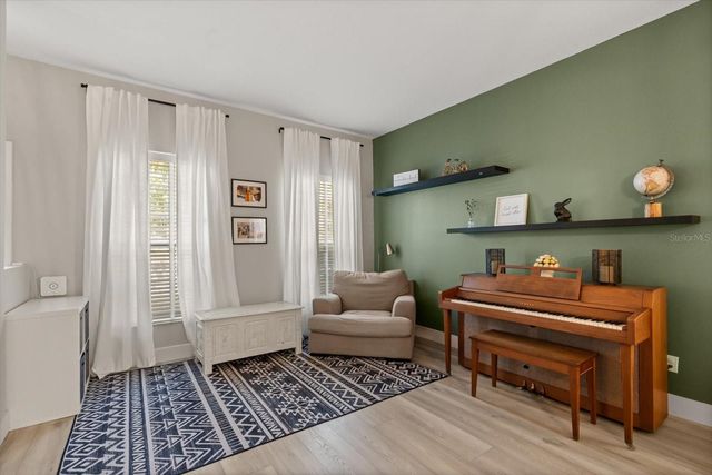 1889 LAKELET LOOP, Oviedo, FL 32765