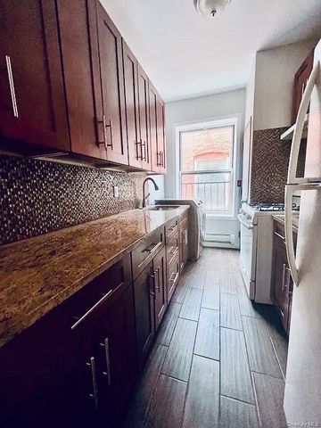 18 Brighton 4th Terrace, Brooklyn, NY 11235