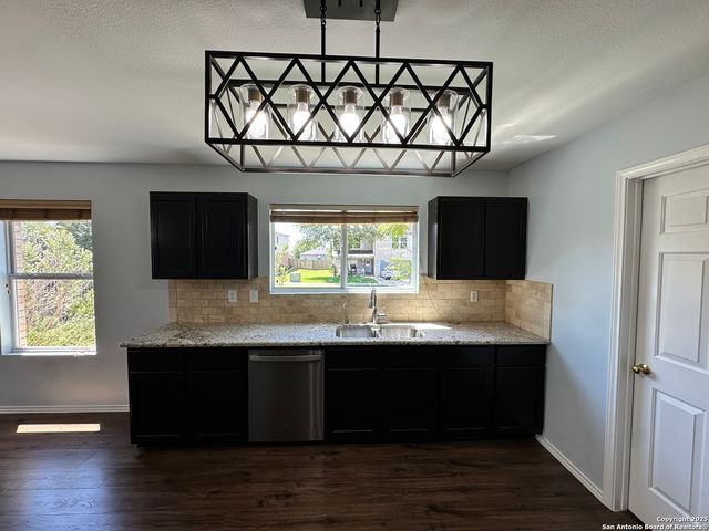 225 Bridge Crossing, Cibolo, TX 78108