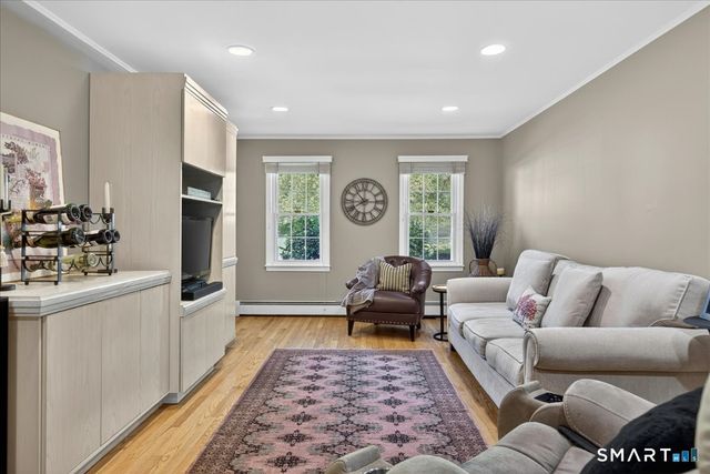 11 Bender Road, Hamden, CT 06518