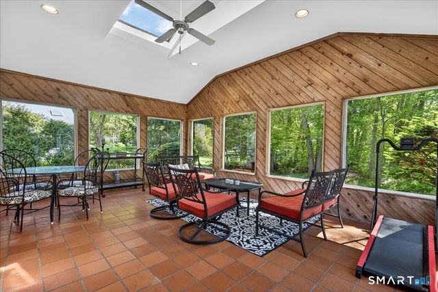 11 Bender Road, Hamden, CT 06518