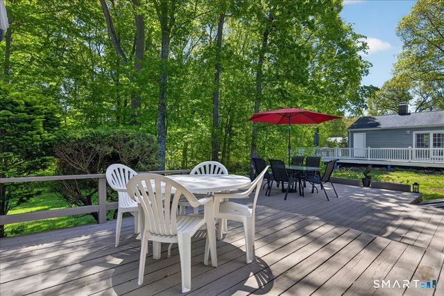11 Bender Road, Hamden, CT 06518