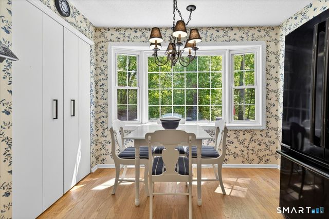 11 Bender Road, Hamden, CT 06518