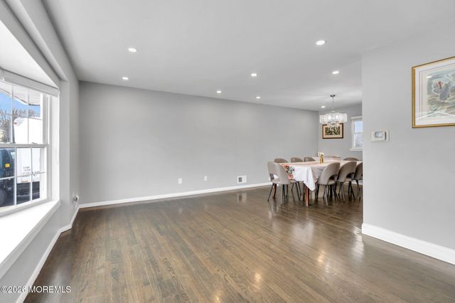 9 Chatham Drive, Howell, NJ 07731