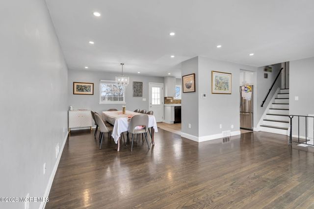 9 Chatham Drive, Howell, NJ 07731