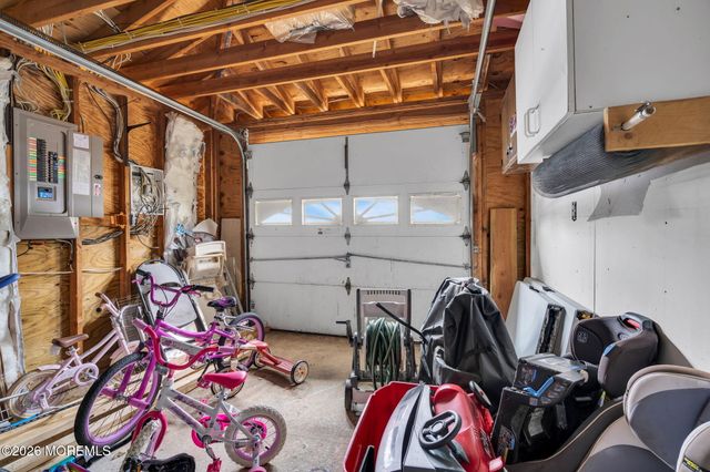 9 Chatham Drive, Howell, NJ 07731