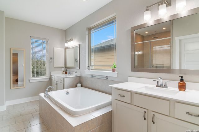 206 Ridgecrest Dr. Unit 4, San Antonio, TX 78209