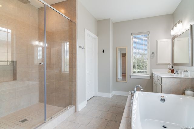 206 Ridgecrest Dr. Unit 4, San Antonio, TX 78209