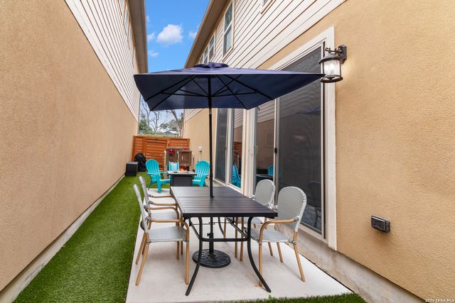 206 Ridgecrest Dr. Unit 4, San Antonio, TX 78209