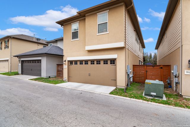 206 Ridgecrest Dr. Unit 4, San Antonio, TX 78209