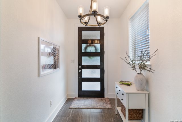 206 Ridgecrest Dr. Unit 4, San Antonio, TX 78209