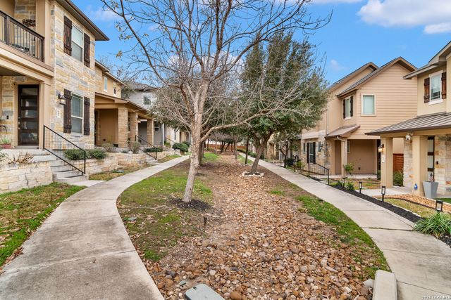 206 Ridgecrest Dr. Unit 4, San Antonio, TX 78209