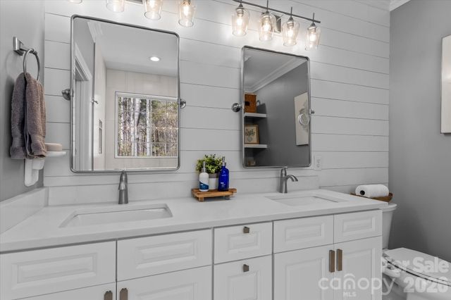 434 Catalina Drive, Mooresville, NC 28117