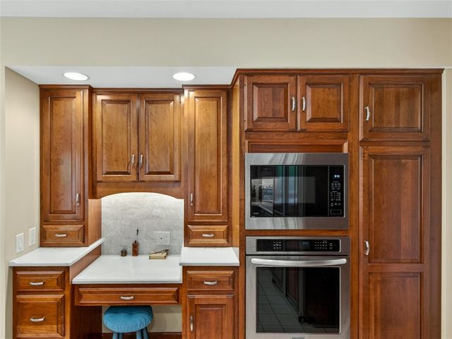 8 Saint Andrews, Pittsford, NY 14534