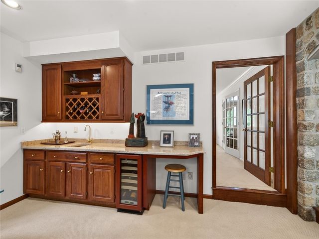 8 Saint Andrews, Pittsford, NY 14534