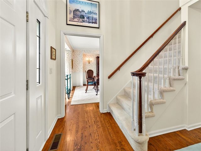 8 Saint Andrews, Pittsford, NY 14534