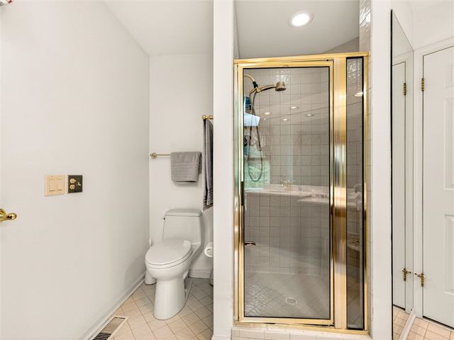 8 Saint Andrews, Pittsford, NY 14534