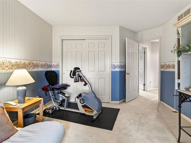 8 Saint Andrews, Pittsford, NY 14534