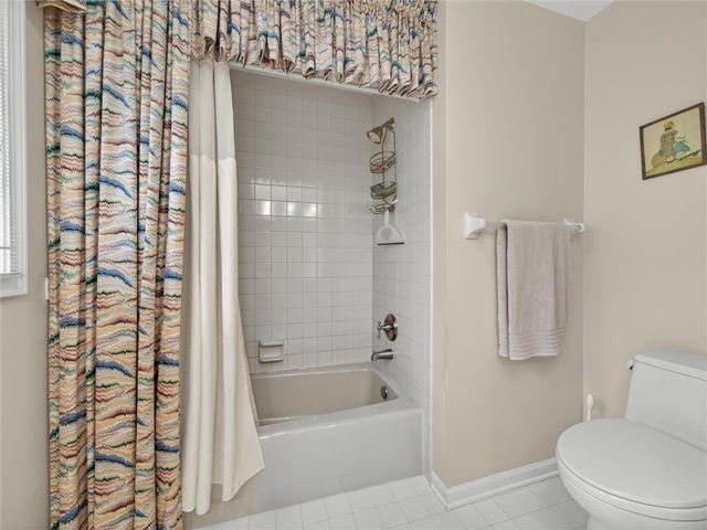 8 Saint Andrews, Pittsford, NY 14534