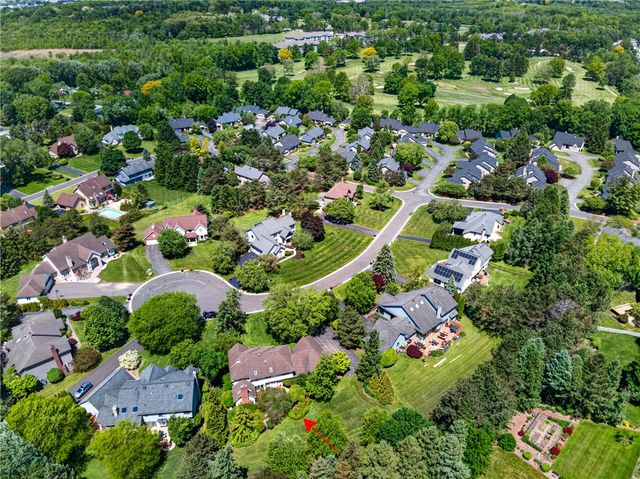 8 Saint Andrews, Pittsford, NY 14534