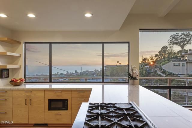 496 Lupine Way, Ventura, CA 93001