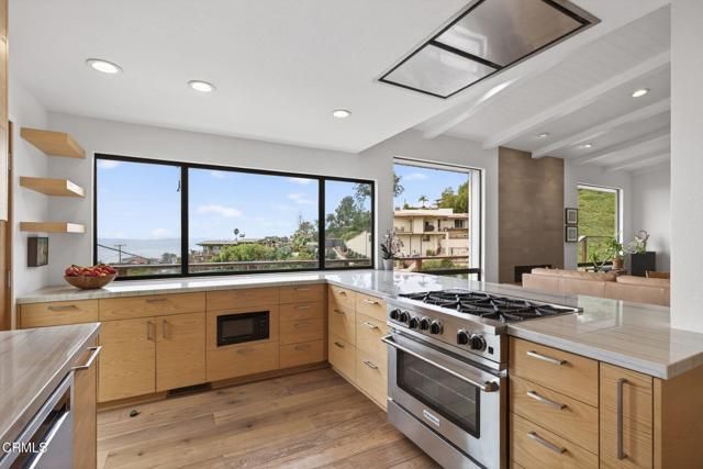 496 Lupine Way, Ventura, CA 93001