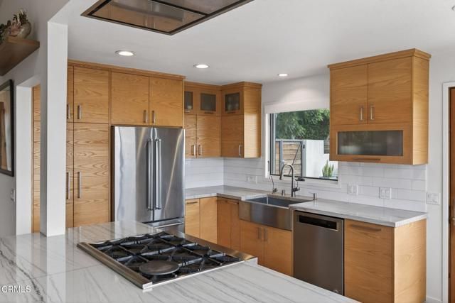 496 Lupine Way, Ventura, CA 93001